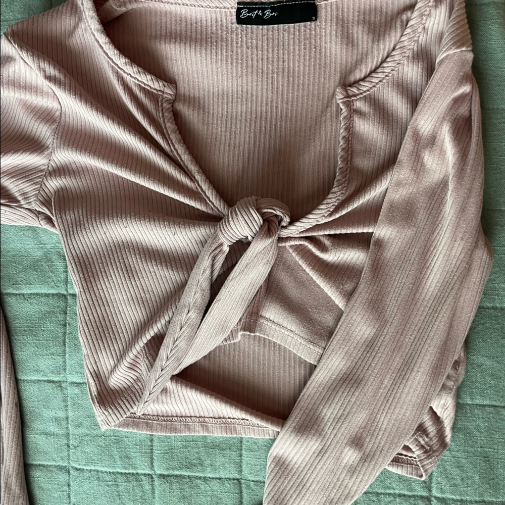 S pink long sleeve top with knot in front